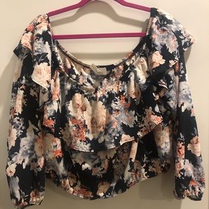 Floral Ruffle Crop Top